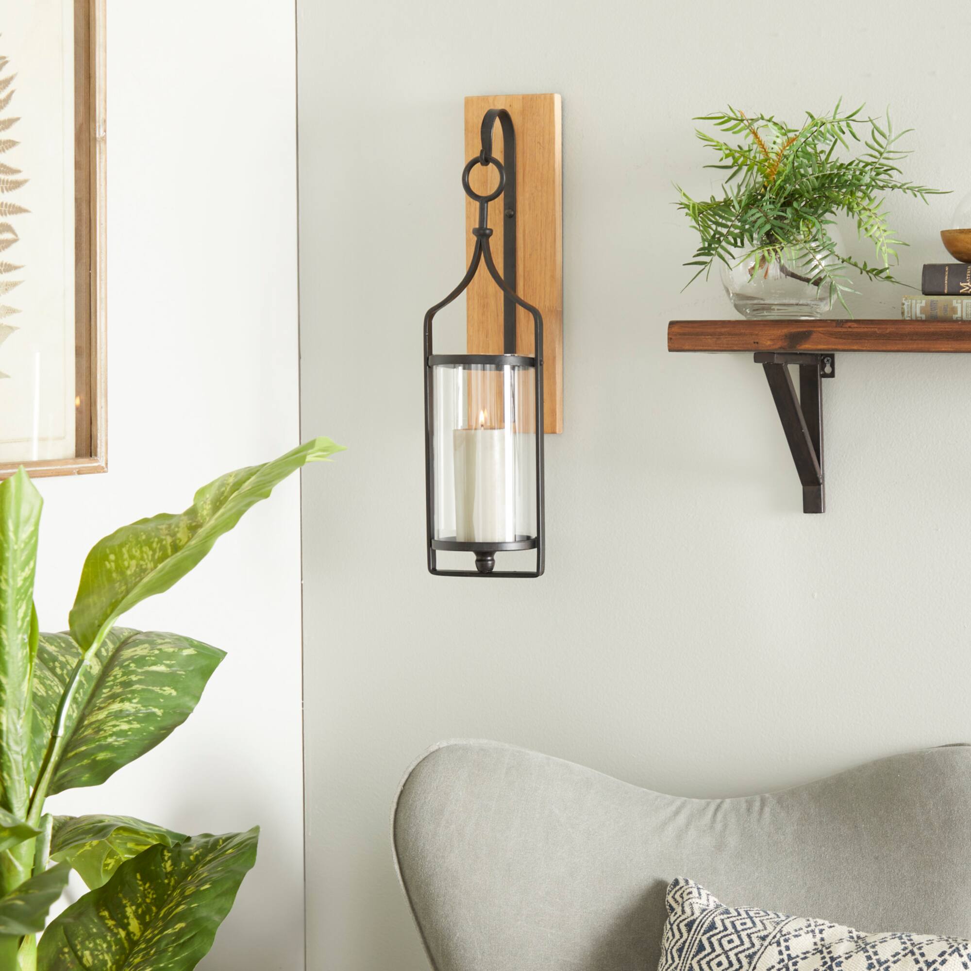 Black Poplar Farmhouse Wall Sconce, 6" x 6" x 7"